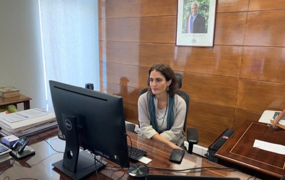 Café Con “La otra cara de la crisis sanitaria: El desafío de sostener el empleo”